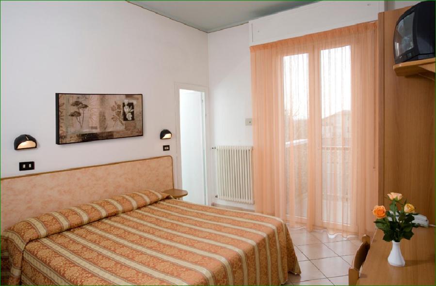 Hotel Verdemare 리미니 외부 사진