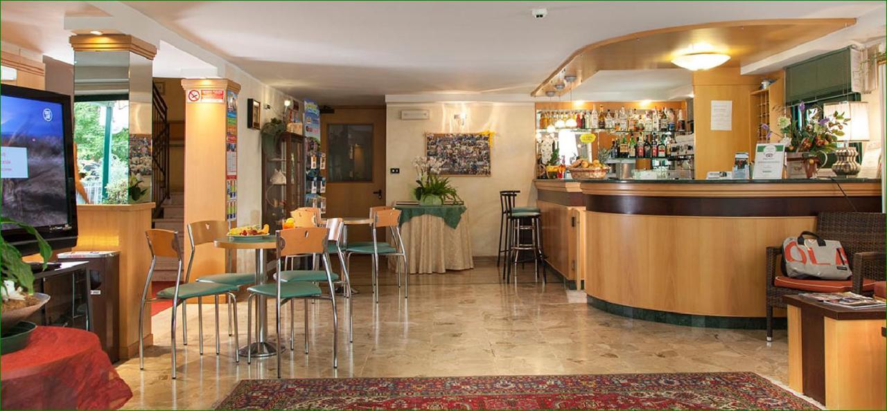 Hotel Verdemare 리미니 외부 사진
