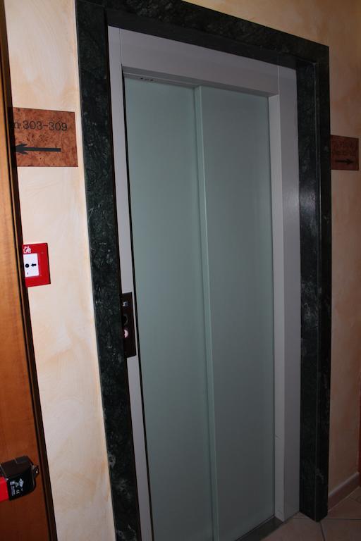 Hotel Verdemare 리미니 외부 사진
